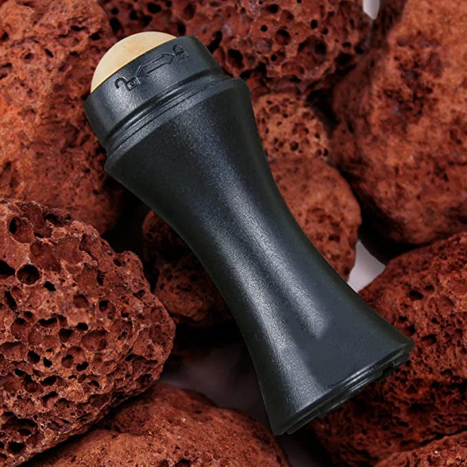 Rouleau Absorbant de Sébum – Pierre Volcanique Naturelle